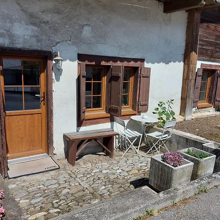 Appartement Voute En Gruyere Dans L'Intyamon Enney Экстерьер фото